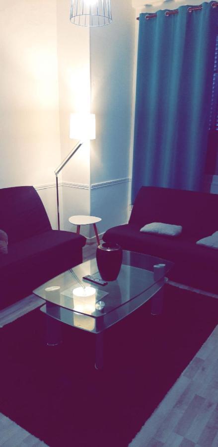 Appartement 48M2 Pour 6 Personnes Au Centre Ville Historique Avec Parking Gratuit Et Une Borne De Recharge Pour Voiture A 10 Metres Avallon Zewnętrze zdjęcie